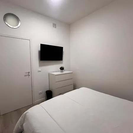 Apartment Sunny Sands Livorno